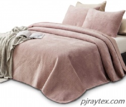 Luxurious 3-Piece King Size Velvet Quilt Set with Pillow Shams